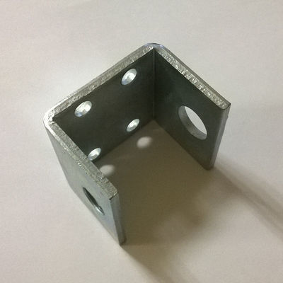 Estampado de soporte metálico en forma de U con tolerancia /- 0.02 /-0.05