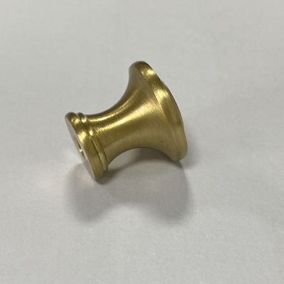 Partes metálicas personalizadas para el proceso de flexión y pulido de profesionales