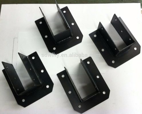 Brackets metálicos personalizados para vigas de madera