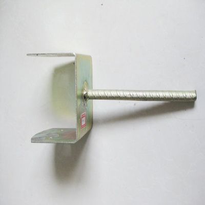 Brackets metálicos personalizados para el anclaje seguro de la instalación de postes de madera de concreto