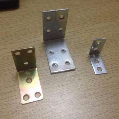 Conectores de soporte de madera de metal hechos a medida para la construcción de edificios de madera