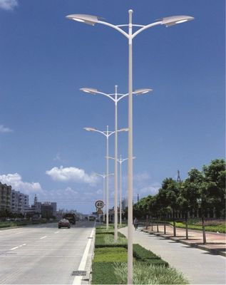 6M 8M 12M tubo de acero galvanizado de doble brazo de doble brazo