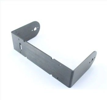 Estante de armario de aluminio montado en forma de U Estampado de soporte metálico con acero inoxidable 304