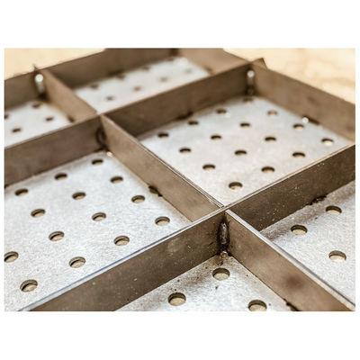 Proceso de corte por láser de placa de aluminio de aleación de aluminio de doblado de soldadura de punción CNC