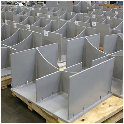 Proceso de corte por láser de placa de aluminio de aleación de aluminio de doblado de soldadura de punción CNC