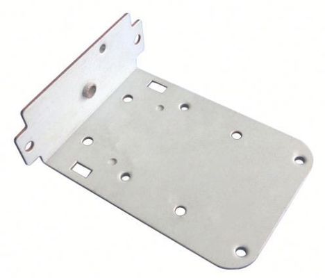 Partes de fabricación de chapa de metal OEM Clips de acero inoxidable para carrocería de automóviles