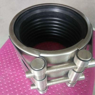100% de inspección Clampada de tuberías pequeñas OEM Clampadoras de montura de metal de acero inoxidable de alta presión