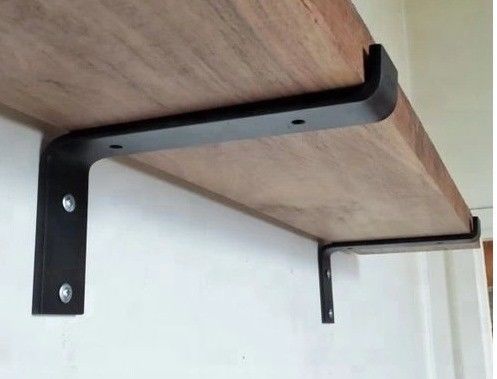 Brackets de estantería metálica montados en la pared con proceso de soldadura y recubrimiento protector