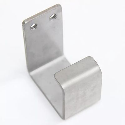 Aplicaciones de salón de dibujo Estampado de metal personalizado Bracket de aluminio