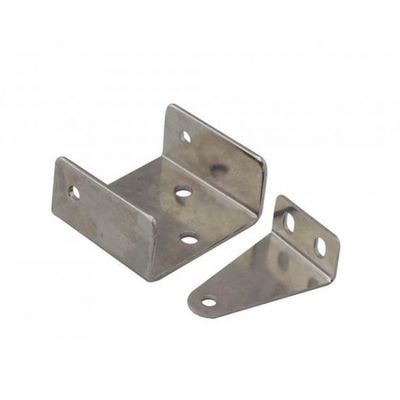 Proceso de estampado Brackets de ángulo en forma de U para electrónica/aparatos/automóviles/energía solar