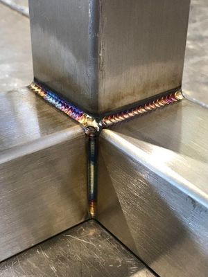 Fabricación de piezas de soldadura por láser de chapa de acero inoxidable con opción de personalización