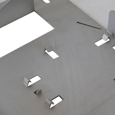 Estampado y flexión de chapa metálica para fabricación de muebles de acero inoxidable