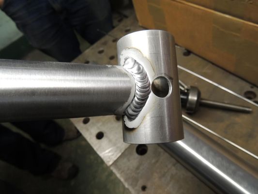 Cuadro metálico de tubo de acero metálico personalizado con proceso de perforación y tecnología avanzada