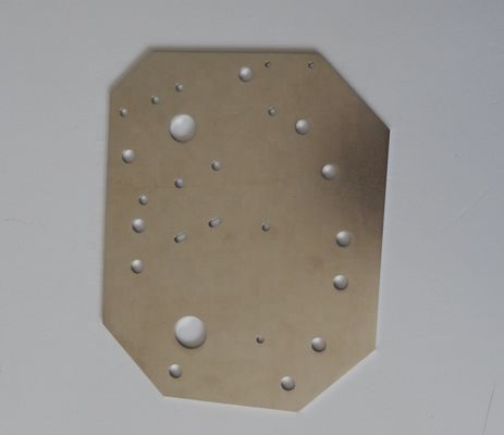 Placas perforadas de acero inoxidable estampadas de 1-3 mm de espesor para aplicaciones industriales