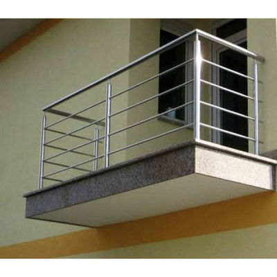 Grill de acero personalizado para escaleras, balcón y puerta