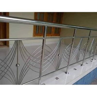 Grill de acero personalizado para escaleras, balcón y puerta