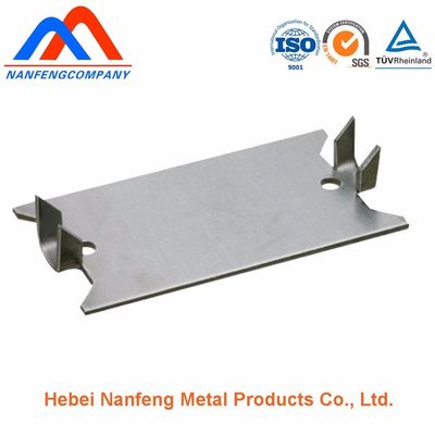 Servicios personalizados de fabricación de chapa de metal hecha de acero de Ltd a precios bajos
