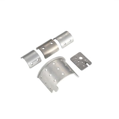 Partes de estampado de metal personalizadas para la industria espesor 0,5 mm-25 mm alta precisión