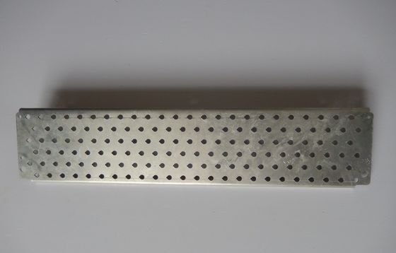 Proceso de soldadura Estampada hoja de aluminio con agujeros aceptable Pequeño pedido en Nanfeng