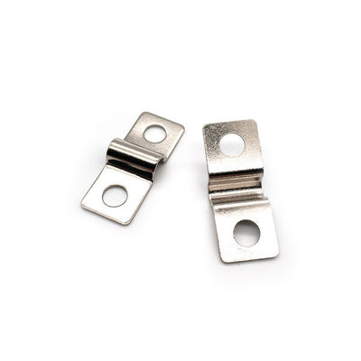 Personalización de piezas pequeñas hechas de acero inoxidable o aluminio basado en dibujo 3D